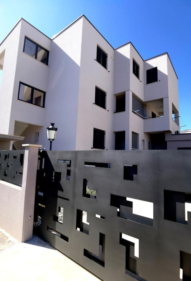 Stay In The Heart Of Porec - 50M To The Beach Extérieur photo