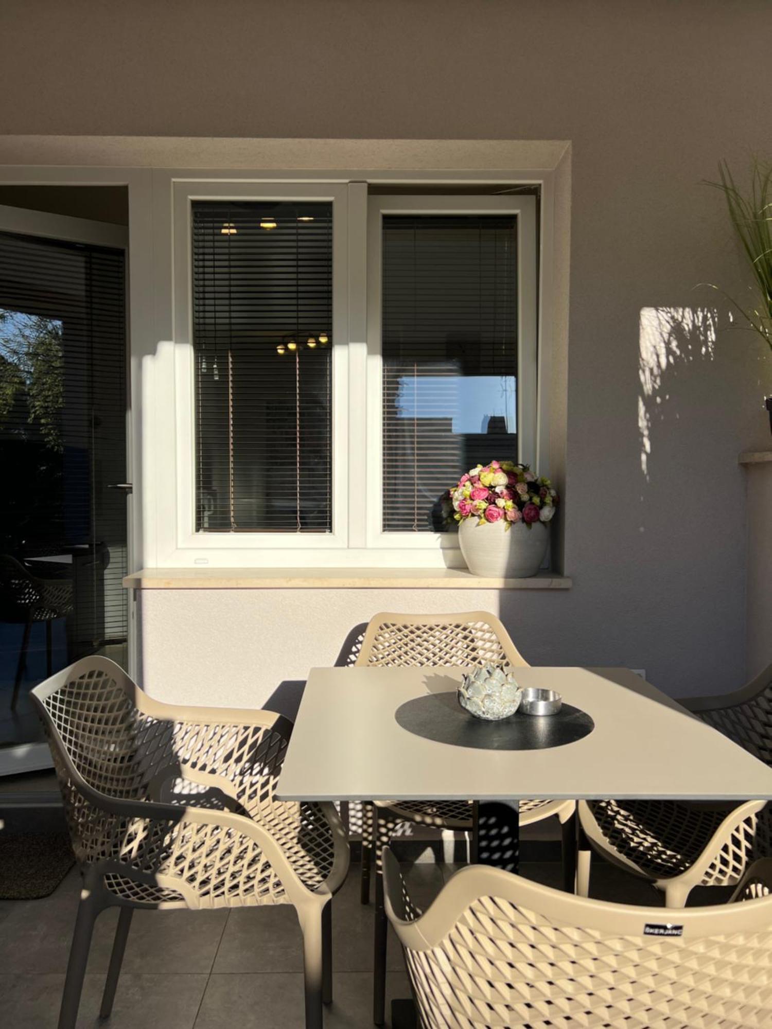 Stay In The Heart Of Porec - 50M To The Beach Extérieur photo