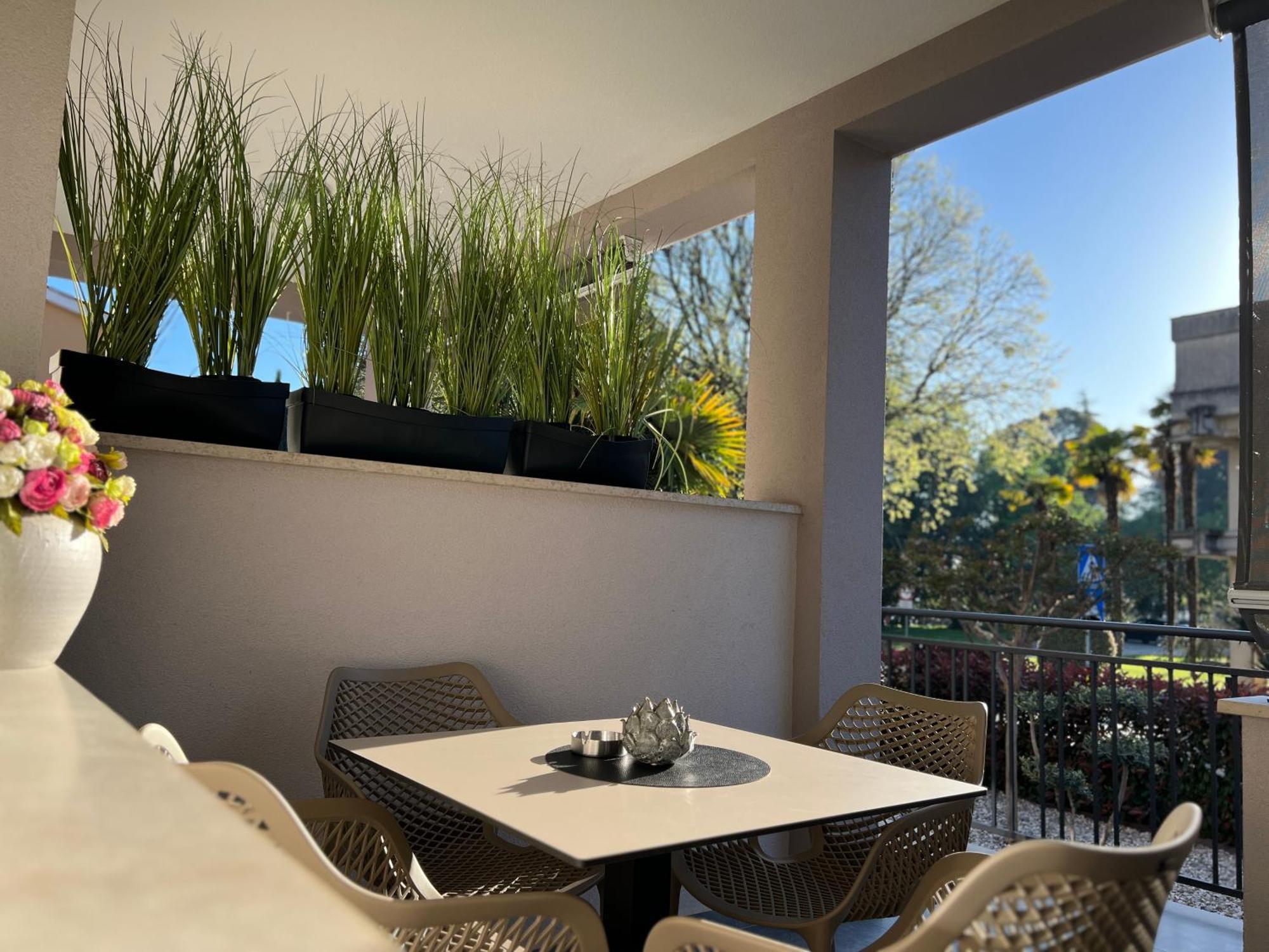 Stay In The Heart Of Porec - 50M To The Beach Extérieur photo